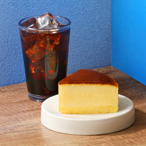 밥먹고 파바고! 촉촉한 클래식 치즈 케이크(조각)+아이스 아메리카노