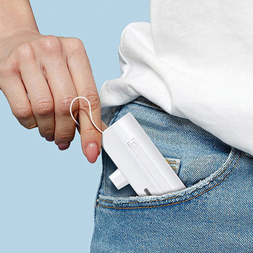 뉴에이커 2in1 듀얼 충전 일체형 미니 보조배터리 5,000mAh SM-ST-30 이미지